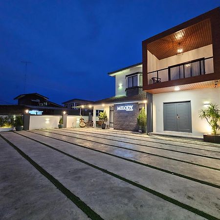 Melody Whole Or Suite Room Muar Exterior foto